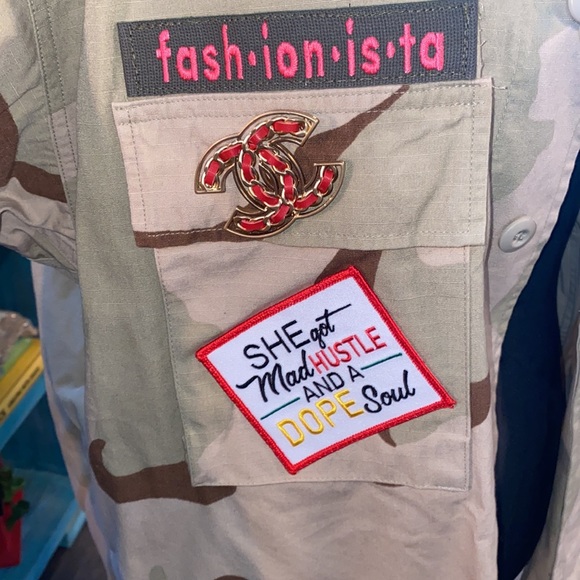 A whole vibe 👑 - Picture 6 of 9